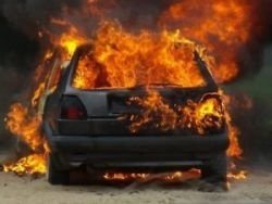 Спасатели МЧС России ликвидировали пожар в частном автомобиле в Тайгинском ГО